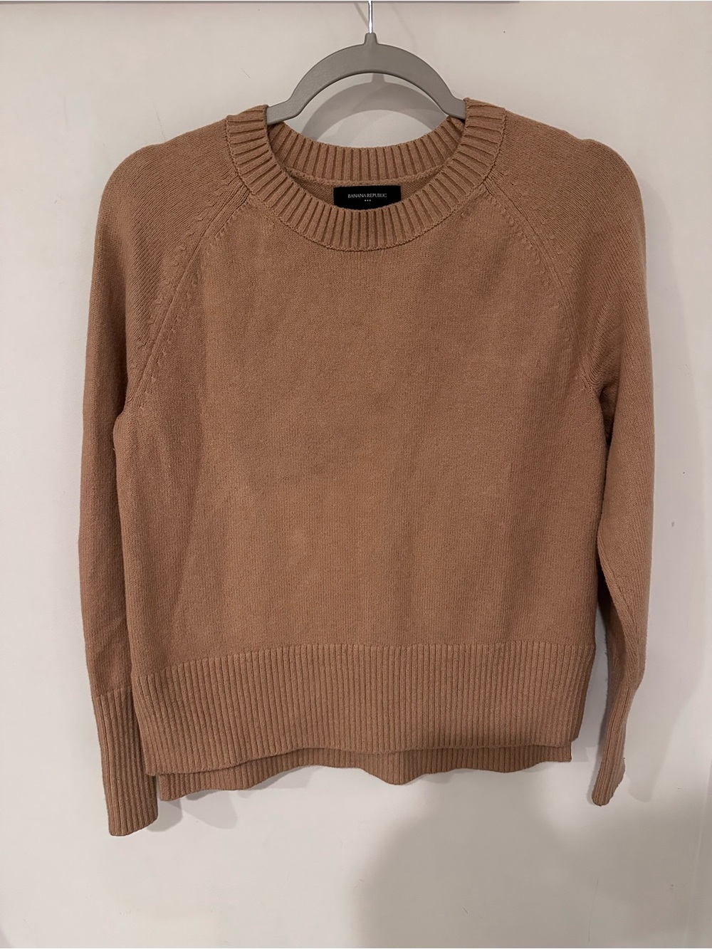 Banana Republic Women's Crewneck Sweater in Camel Tan